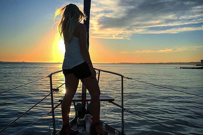 2 Hour Lisbon Sunset and Wine Sailing Tour - Landmark spotting from Belém: Tower, Monastery, Palace, and the 25 de Abril Bridge