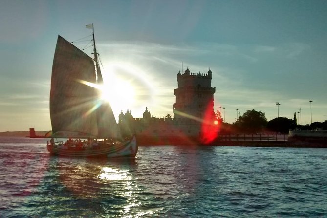 2-Hour Lisbon Traditional Boats Sunset Cruise with White Wine - Getting the classic Lisbon skyline: São Jorge Castle and Lisbon Cathedral in one sweep