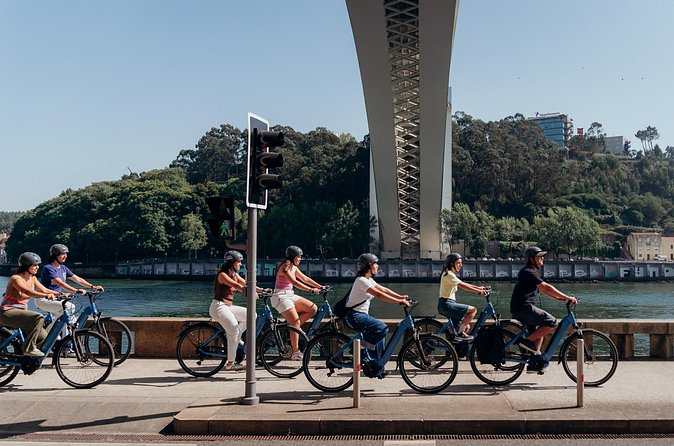 3-Hour Porto Highlights on a Electric Bike Guided Tour - Price and value: what $53.21 buys you in real terms