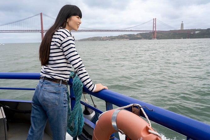 360º Lisbon: Helicopter Flight, Boat Trip and Old Town Walking - The Old Town Walking Portion: Fast Hits, Not a Slow Stroll