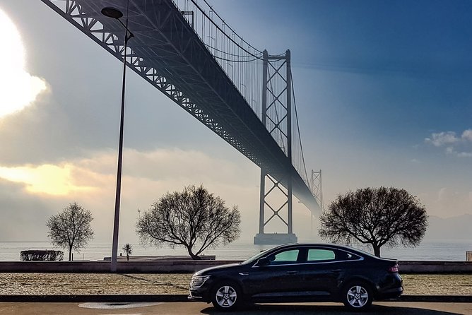 Airport Private Transfer to/from Lisbon - Where You Stand Matters: Locating the Correct Meeting Point Fast