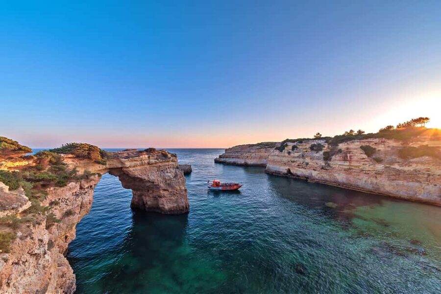 Albufeira: Benagil Cave Sunset Cruise - Why this cruise works so well