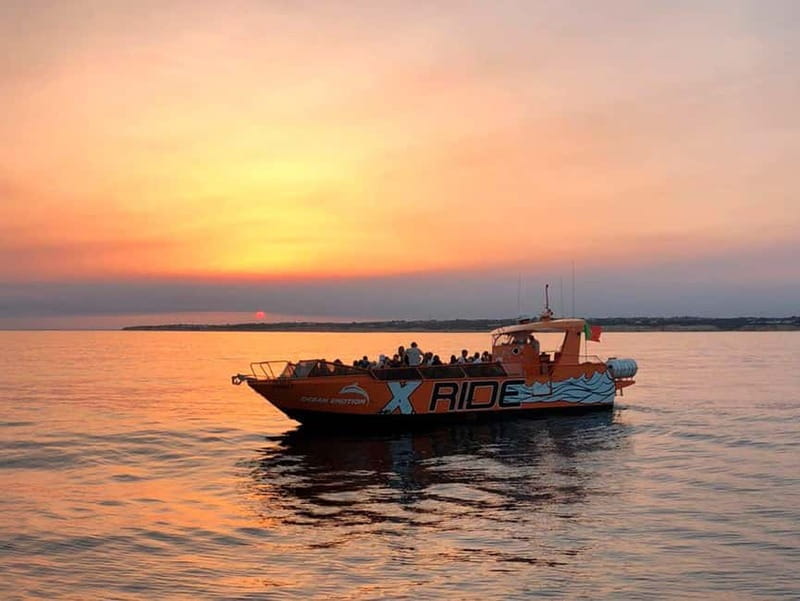 Albufeira: Benagil Cave Sunset Cruise - Speedboat vs. calm cruising, what to expect on board