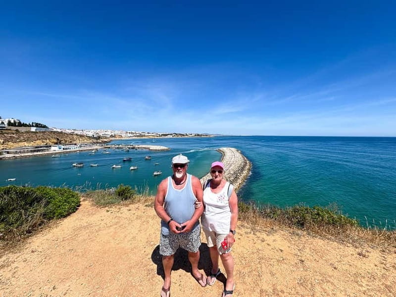 Albufeira: Best Views & Photo Spots Tuk Tuk Tour (Private) - More panoramic viewpoint time than you’d expect
