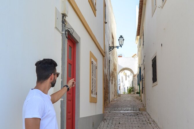 Albufeira: City Highlights & WINE TASTING - The pickup, meeting point, and how the timing really works