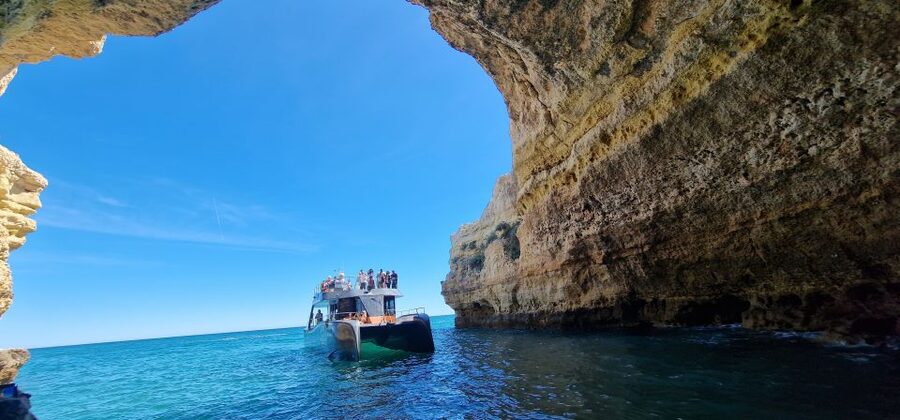 Albufeira: Coastline and Benagil Caves Tour by Catamaran - The Albufeira to São Rafael stretch, where the coastline starts doing its job