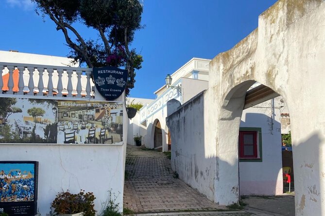 Albufeira History Walking Tour with Wine and Tapas - The best kind of souvenir: photos plus a view story