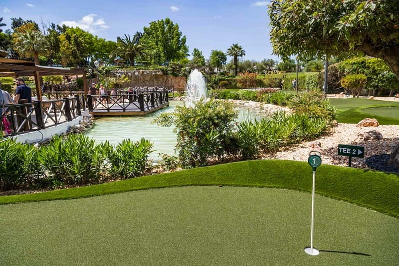 Albufeira: MiniGolf Adventure Park Entry Ticket - Timing Your Visit in Algarve Heat, Plus Shade
