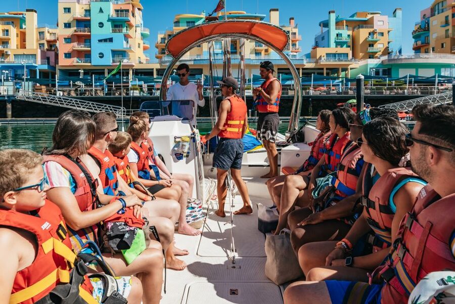 Albufeira: Parasailing Boat Trip - Small Tips That Make The Day Smoother