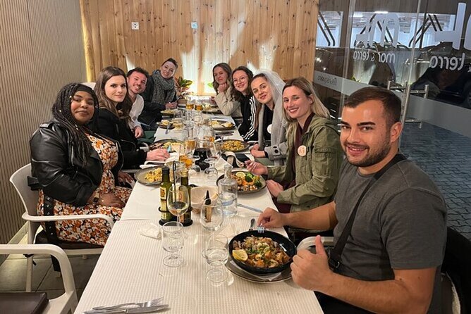 Albufeira: Portuguese Traditional Dinner & Wines Experience - A 2.5-hour Albufeira night built around dinner and cocktails