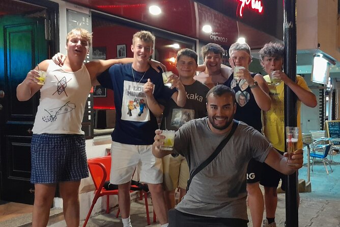 Albufeira PRIVATE Night Tour with Cocktails & Drinks - Drinks, shots, and how the alcohol fits a 2-hour crawl