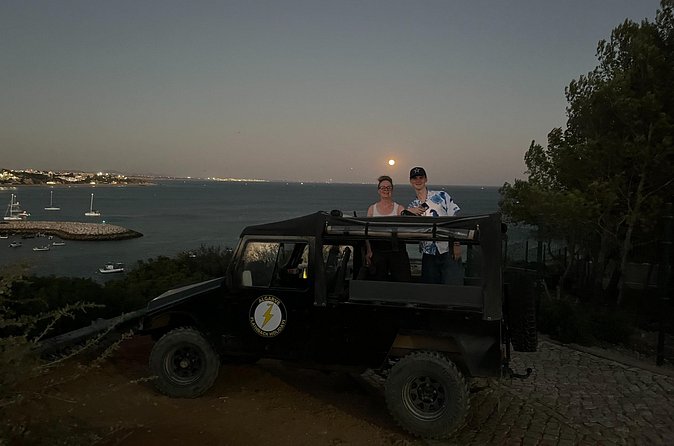 Albufeira PRIVATE Night Tour with Cocktails & Drinks - The guide makes the night, especially when the group is small