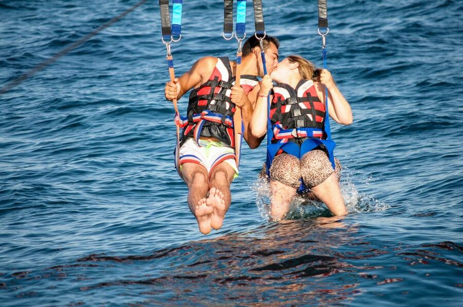Albufeira: Single, Double or Triple Parasailing Tour - Where You Start: Albufeira Marina, Check-In Timing, and What to Bring