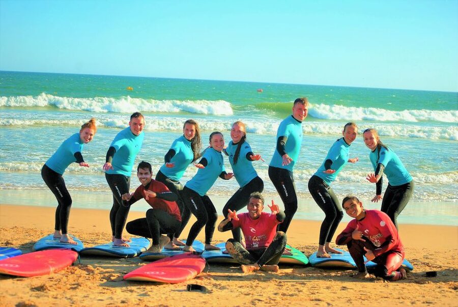 Albufeira: Surfing Lesson at Galé Beach - Coaches who push you forward, without making it stressful