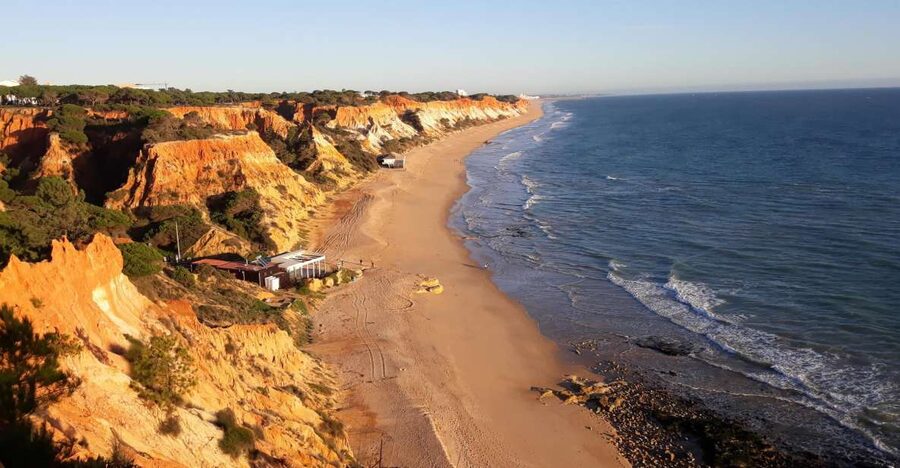 Albufeira: Tuk-tuk Sightseeing Tour - Your 105-minute route, and how to make it feel longer