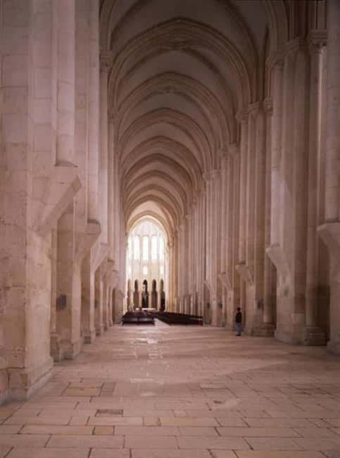 Alcobaça: Entry to UNESCO Alcobaça Monastery - The monastery’s “white jewel” Gothic moment