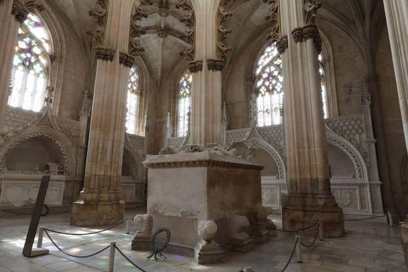 Alcobaça: Entry to UNESCO Alcobaça Monastery - Construction beginning in 1178: reading the abbey’s strategy
