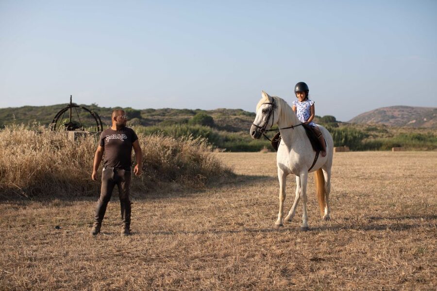Algarve: 1-Hour Carrapateira Horseback Riding Tour - Carrapateira from the Back of a Horse: Why it feels different