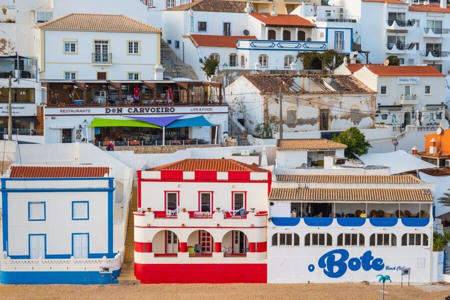 Algarve: Benagil Cave Boat Tour and Algarseco Coastal Walk - Photo-Friendly Guides and Friendly Safety Tips On the Water