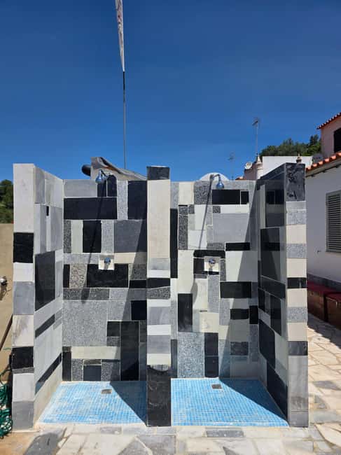 Algarve: Benagil Cave Sunrise Kayak Tour with Shower Use - Shower use after the tour: small comfort, big payoff