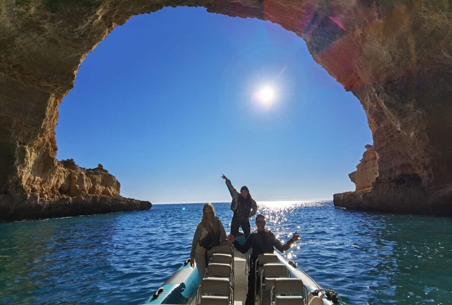 Algarve: Benagil Caves 2-Hour Private Tour - Portimão morning to Benagil caves: why the timing matters