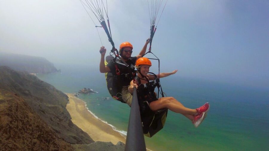 Algarve Coast: Paragliding Experience - Landing, Smiling at the Ground, and Thinking About Going Again