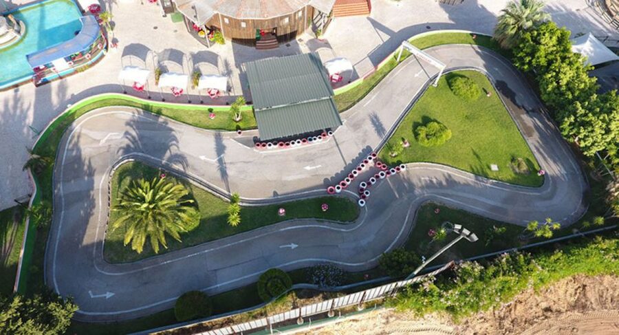 Algarve: Go-Kart Experience at Karting Almancil Family Park - Mini F1 and Junior karts, how kids get real racing time