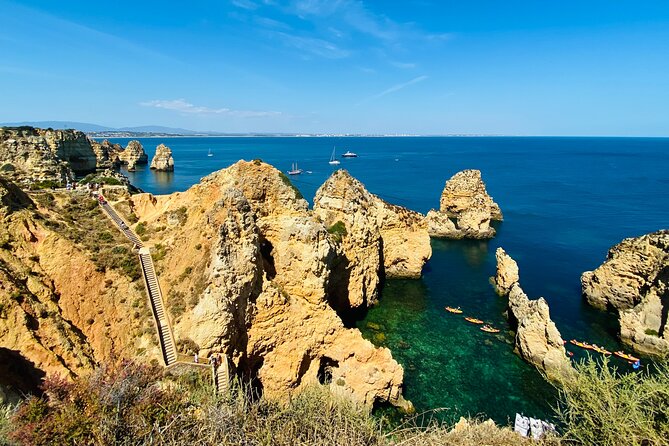 Algarve: Lagos Sightseeing guided Tour with e-bikes - Electric mountain bikes in practice, control tips and realistic effort