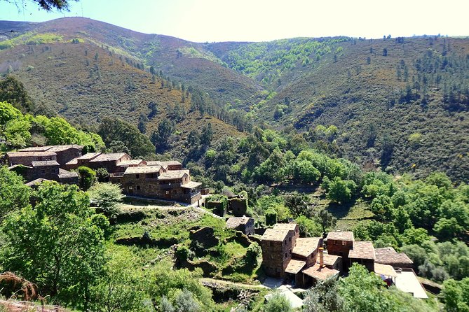 An adventure through the Schist Villages of Lousã - Young Couple Shale Village and Witchyard: Finishing With Character
