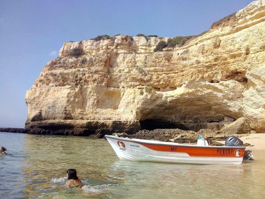 Armação de Pêra: Benagil and 10 Best Caves Guided Boat Tour - Pacing: how 1 hour can still feel like a real tour