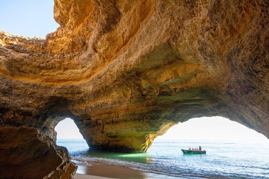 Armação de Pêra: Benagil Caves and Secret Beaches Boat Trip - Key things to love about the Benagil Cave boat trip