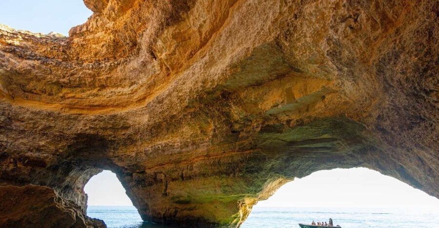 Armação de Pêra: Benagil Caves and Secret Beaches Boat Trip - Nossa Senhora da Rocha to Yellow Submarine: coast-hugging views in between caves