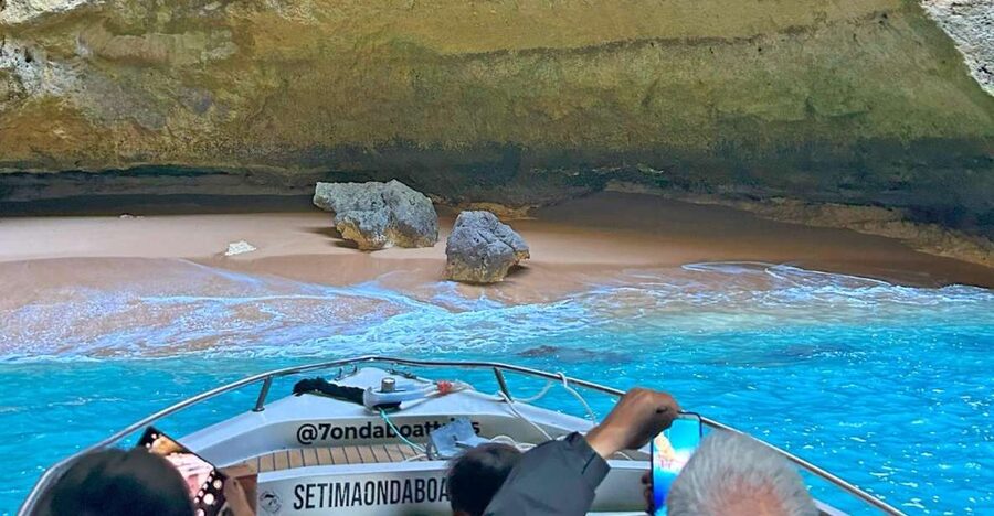 Armação de Pêra: Benagil´s 15 Best Caves Boat Tour - Meeting Point at Sétima Onda Boat Trips, Find the Blue Flag