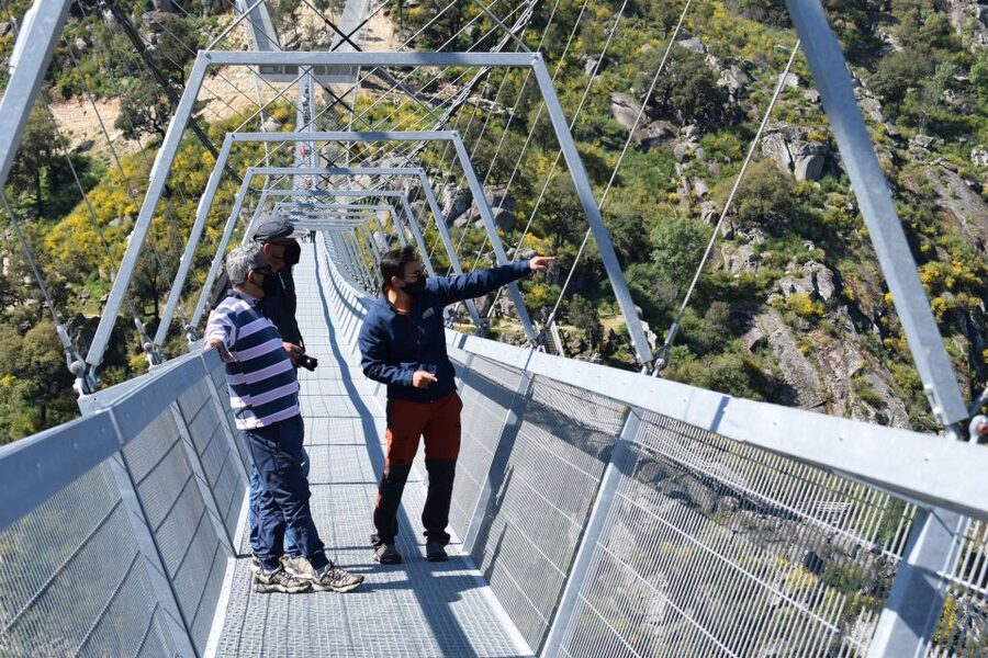 Arouca: Guided Tour Paiva Walkways + 516 Suspension Bridge - The 4x4 Jeep Return Through Paiva Valley