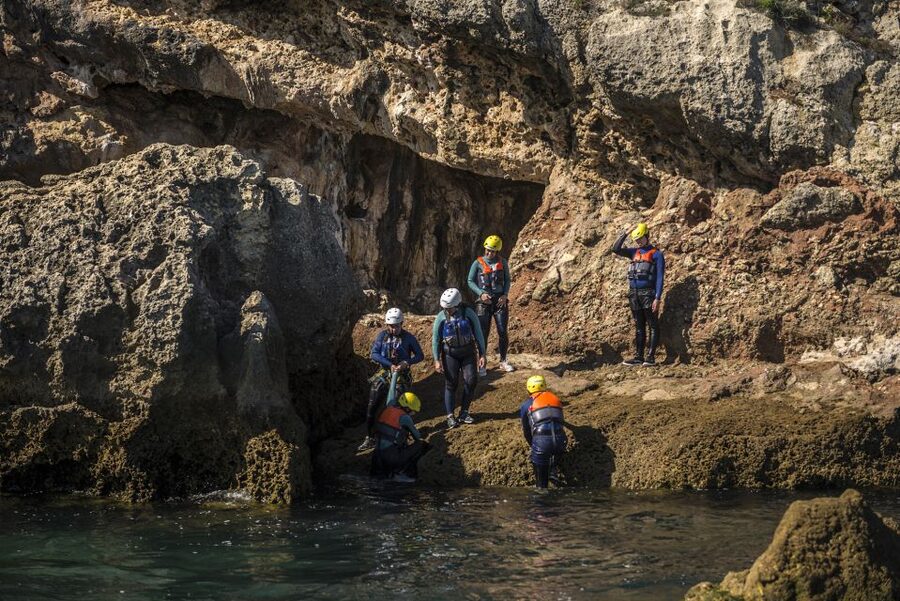 Arrábida: Setubal, Sesimbra Coasteering & Speedboat Tour - Safety standards you can actually feel, not just read