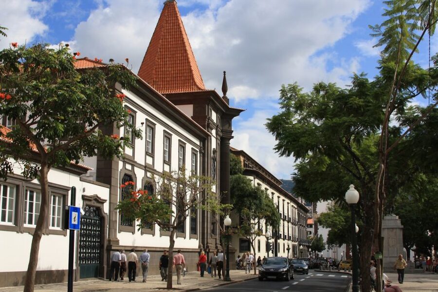 Audio Guide Citywalk Funchal for Cruise Guests - A smart self-guided walk from Funchal port