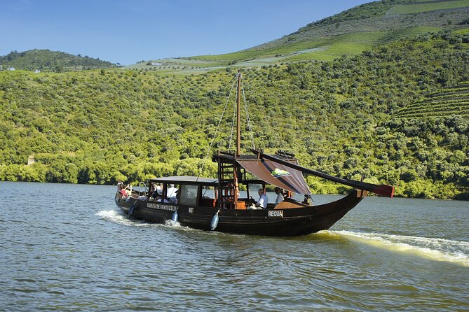 Authentic Small Group Douro Wine Tour with Lunch & River Cruise - First Stop in Porto Downtown: 8:00 AM Matters