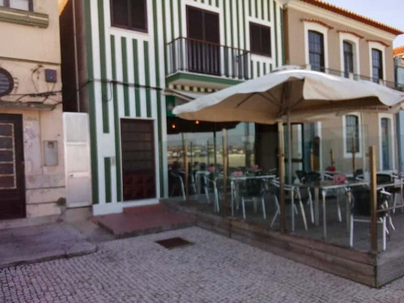 Aveiro & Coimbra Small Group Tour with Moliceiro Boat Cruise - Joanina Library and Royal Palace Interiors: The Monument Admission Option