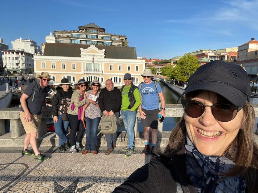 Aveiro: Stories, Canals, and Tiles Guided Walking Tour - Azulejos you can name: from Santa Zita to Sapataria Leão
