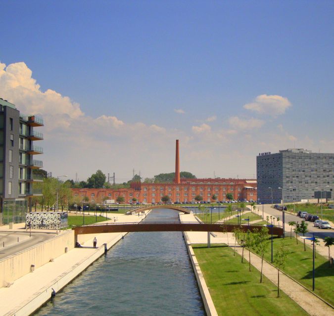 Aveiro: Walking Tour, Boat Cruise, Sweets & Church Entrance - The Moliceiro Cruise: 45 Minutes to See Aveiro from the Water