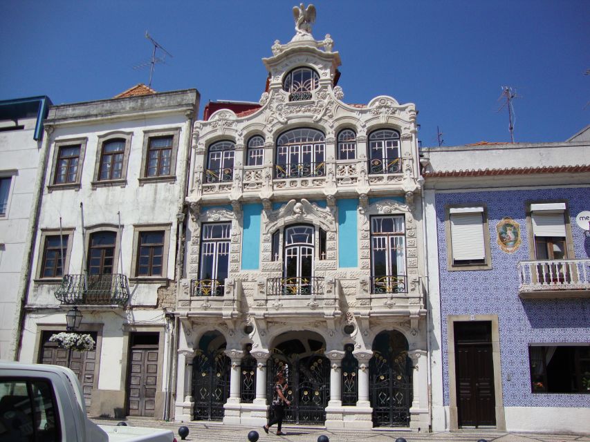 Aveiro: Walking Tour, Boat Cruise, Sweets & Church Entrance - Should You Book This Aveiro Walk and Boat Combo?
