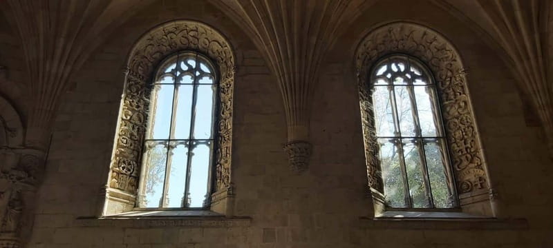 Belém: Jeronimos Monastery, Tickets and Guided tour - Monument to the Discoveries: the 40-minute stop that adds meaning