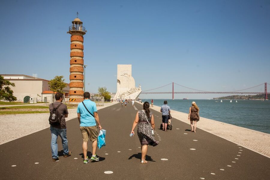 Belém: Lisbon 3-Hour Walking Tour - Torre de Belém: A Limestone Icon With a Seafarer’s Backstory