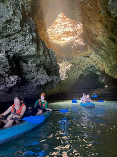 Benagil: Guided Kayak Tour inside caves and Praia da Marinha - Back at Benagil Beach: Time to Reset and Splash