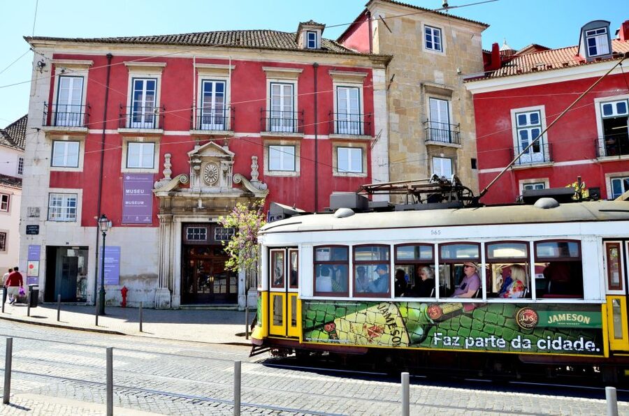 Best of Lisbon Walking Tour: Rossio, Chiado & Alfama - Key highlights to look forward to