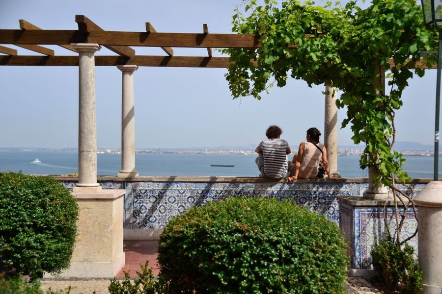 Best of Lisbon Walking Tour: Rossio, Chiado & Alfama - Baixa’s rebuilt grid after the 18th-century earthquake