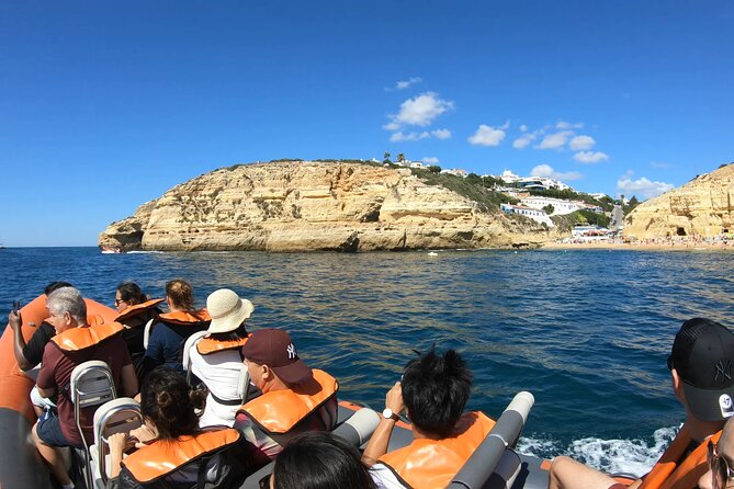 Boat trip to the caves of Benagil - Safety, Sea Conditions, and Staying Warm