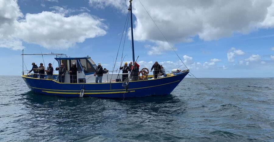 Bottom Fishing Lagos - Handling your catch the right way, and what fish might show up