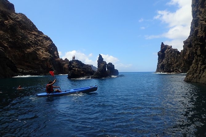 Calheta Kayak Tour - How a 90-minute sea kayak tour in Calheta really works