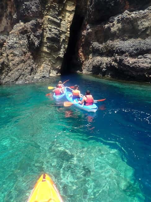 Calheta Kayak Tour - Sea caves and secluded beaches: what you will actually see out there